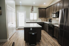 Private kitchen - Cougar Canyon Unit A (Heber-Overgaard)