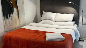 1 makuuhuone, silitysrauta/-lauta, Wi-Fi, vuodevaatteet