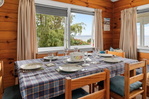 Te Moe - Lake Taupo Holiday Home