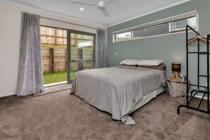 3 bedrooms, WiFi, bed sheets