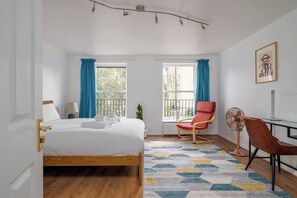 4 habitaciones, escritorio, tabla de planchar con plancha y wifi gratis