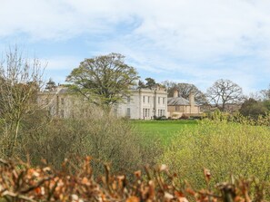 Exterior - Skipper (Lancaster)