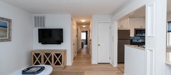 Newly renovated in 2024. Short walk to everything Cape May has to offer.