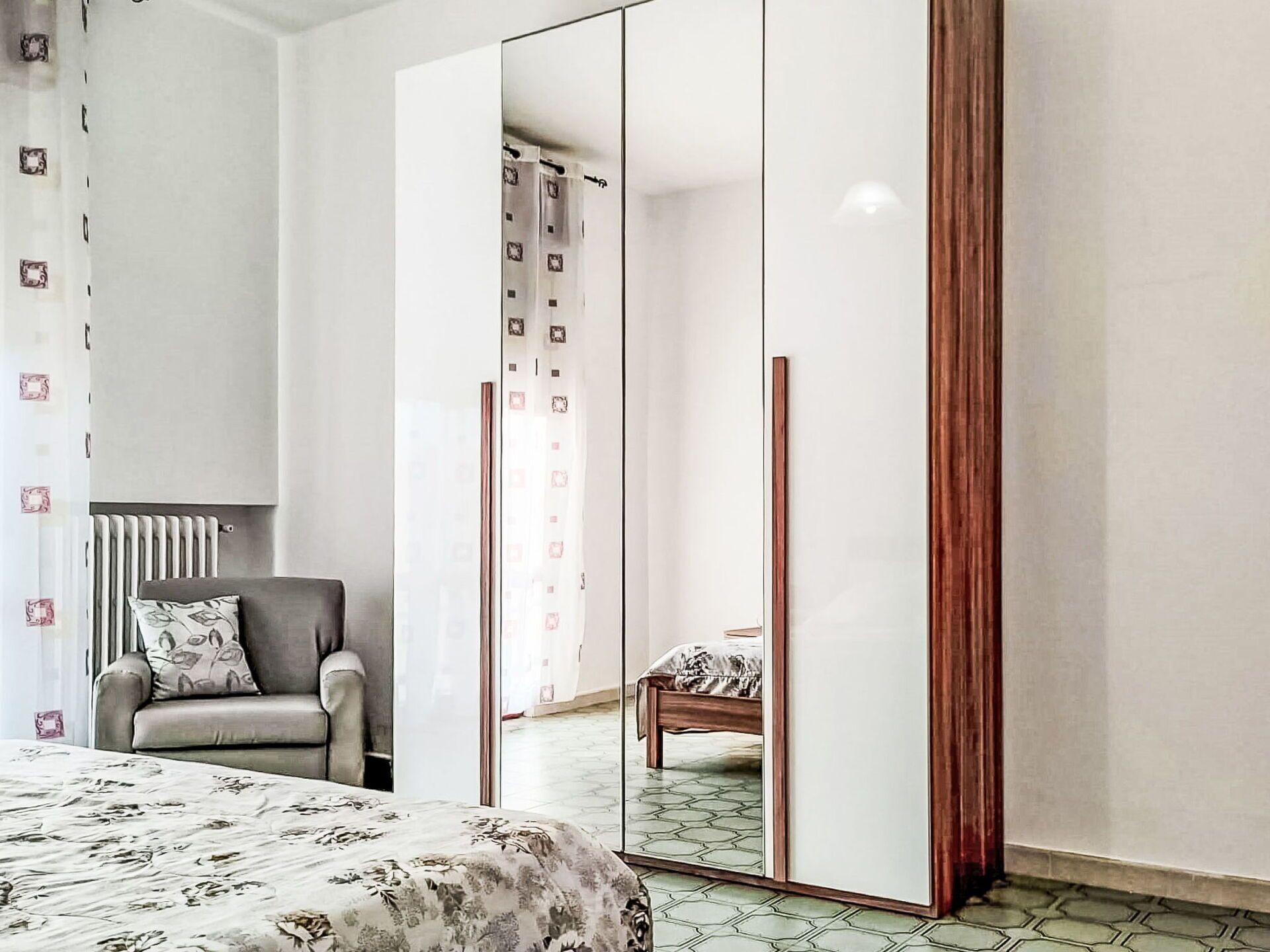 3 Schlafzimmer, Reisekinderbett, kostenloses WLAN