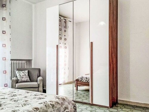 Nice apartment for 5 guests with balcony and pets allowed