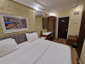 經典客房, 城市景觀 | 1 間臥室、布置獨特、書桌、筆電工作空間