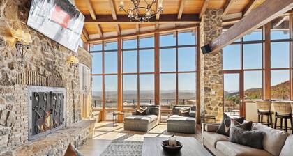Rare Deer Valey Chalet w/ ski access, hot tub, room for 18
