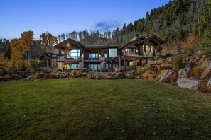 Exterior - Ski in out secluded mountain sanctuary with private pool, hot tub, game room (Park City)