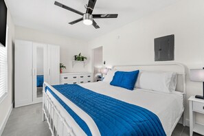 1 chambre, fer et planche Ă repasser, Wi-Fi gratuit, draps fournis