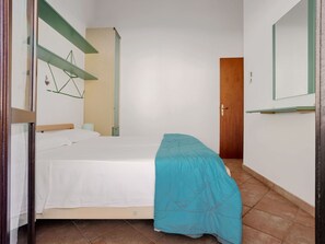 2 chambres, lit de bébé portatif, accès au Wi-Fi (inclus)