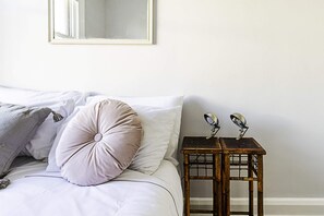 Apartamento básico | 2 quartos, ferros/tábuas de passar roupa, roupa de cama
