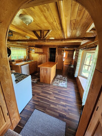 Rustic Cabin Hyde-A-Way