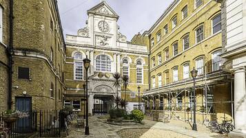 Basic Apartment | Point of interest