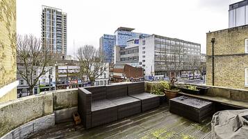 Basic Apartment | Exterior