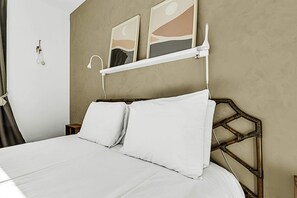 Apartamento básico | 1 quarto, ferros/tábuas de passar roupa, roupa de cama