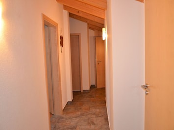 GebĂ€ude, Holz, Interior Design, TĂŒr, Flooring, Home Door, Hartholz, Decke, Haus