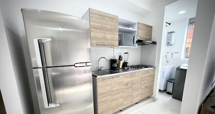 Apto with Pool, gym near to Mall