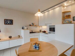 Oven, toaster, high chair