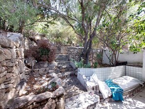 Property grounds - Nice apartment for 4 people with A/C, TV, terrace, pets allowed and panoramic view (Olbia)