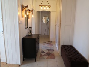 Interior - Beautiful apartment for 6 people with WIFI, TV and panoramic view (L'auberson)