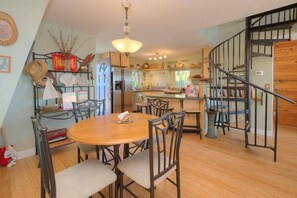 Dining - One More Day (Oak Island)
