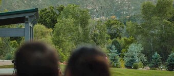 Cabin near Zion & Bryce w/ Hot Tub. Fantastic Stargazing, Sleeps 6