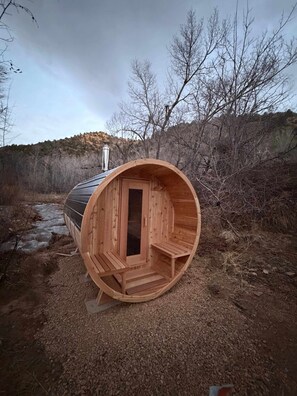 Exterior - Cabin near Zion & Bryce w/ Hot Tub and sauna. (Glendale)