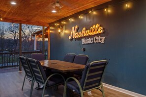 Outdoor dining