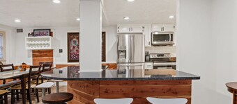 Newly Renovated Home North of Nashville