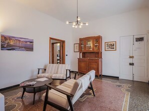 Interior - Beautiful apartment for 4 guests with WIFI, TV and balcony (Sestri Levante)