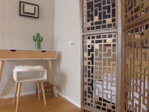 1 bedroom, travel cot, free WiFi - Lovely apartment for 2 people with WIFI, TV and patio (Wengen)