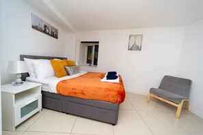 2 bedrooms - Spacious Flat with Patio & Parking in city centre (Reading)