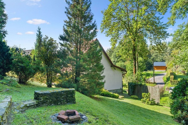 Baum, Blatt, Strauch, Hütte, Garten, Ländliches Gebiet, Ground, Rasen, Landscaping, Garten