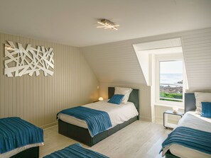 3 habitaciones, cuna de viaje y wifi gratis