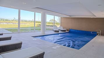 Appartement | Piscine | Piscine couverte, piscine extérieure (ouverte en saison)