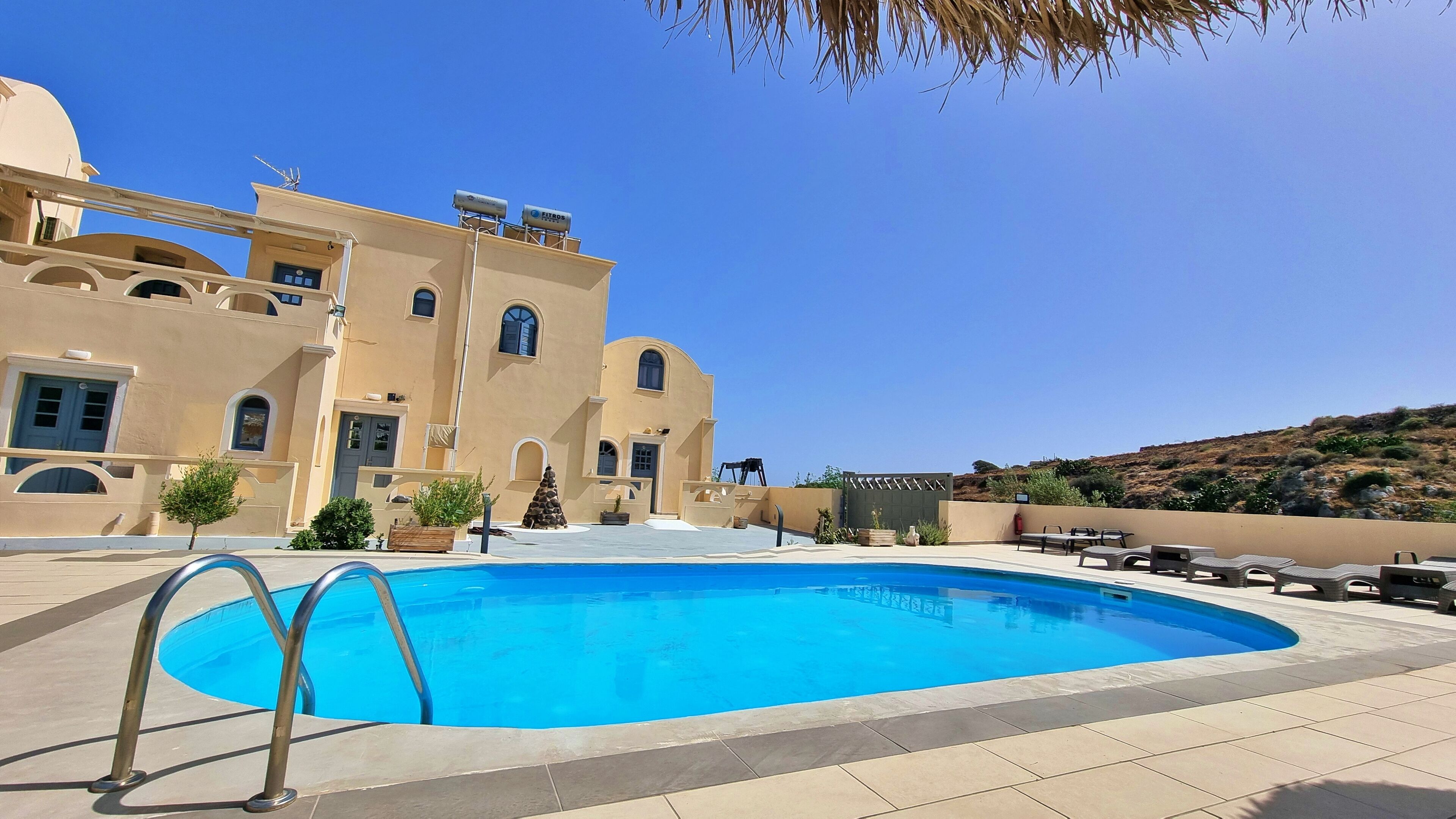 Piscina externa sazonal