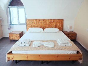 スタンダード 4 人部屋 | WiFi (無料)