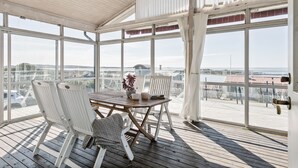 Unclassified image, 4 of 33, button - Villa with seaview (Hallands län)