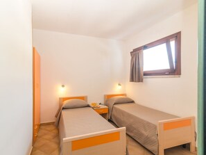 2 habitaciones y cuna de viaje 
