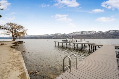 Perfect Getaway Cabin in the Okanagan 6
