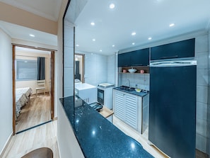 Departamento básico | Cocina privada