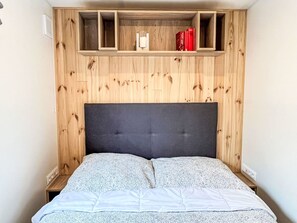 1 quarto, berço de viagem, Wi-Fi de cortesia