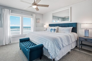 2 bedrooms, iron/ironing board, free WiFi, bed sheets - 🌊 Direct Oceanfront 2/2 | Private Balcony | Heated Beachfront Pool ♨️ & Beach Access (New Smyrna Beach)
