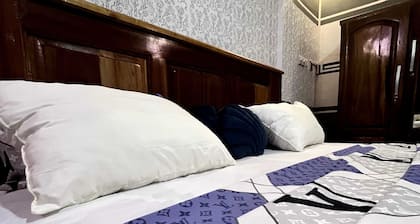 De Capital Hotels & Restaurants