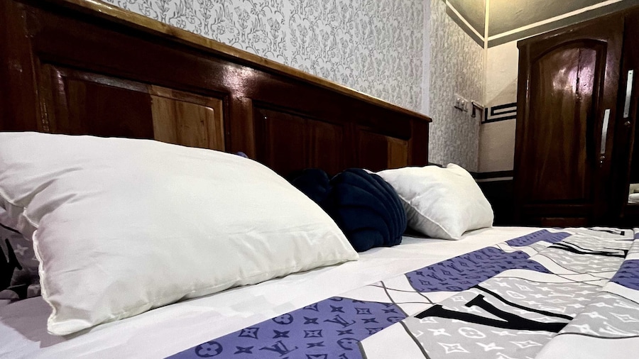 De Capital Hotels & Restaurants