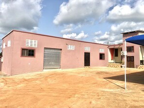 Front of property - De Capital Hotels & Restaurants (Goaso)