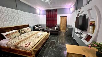 Rom – royal | 1 soverom, sengetøy av topp kvalitet, dundyner og senger med overmadrass