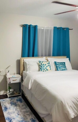 1 chambre, bureau, fer et planche à repasser, Wi-Fi gratuit