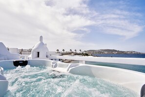Bañera de hidromasaje exterior