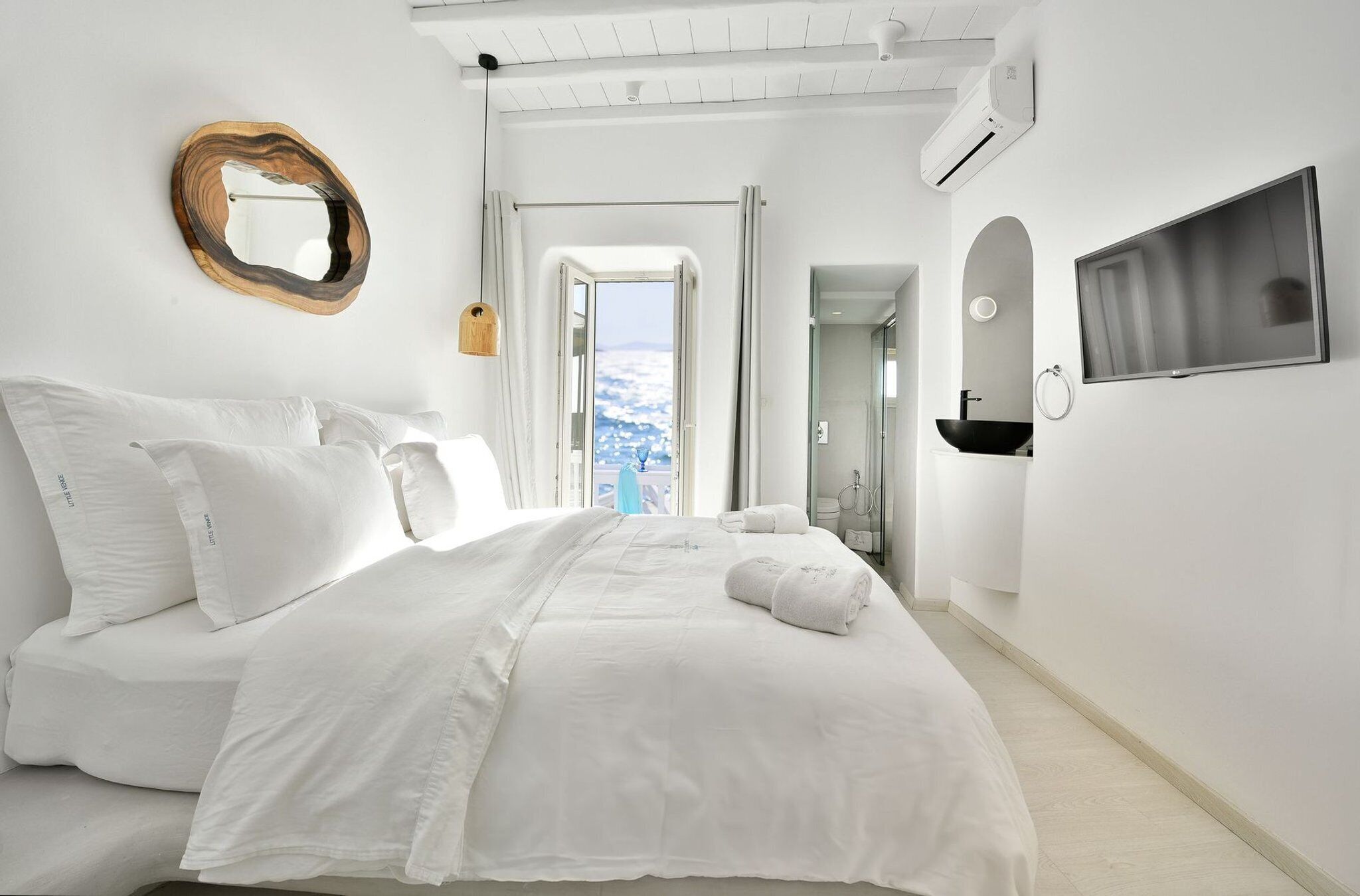 Magnificent Mykonos Suite | Suite With Beautiful Aegean Sea Views And Outdoor Jacuzzi | Mykonos - Mykonos